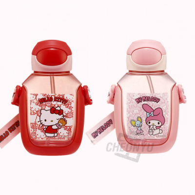 산리오 숨바꼭질 원터치 스트로 보틀 530ml